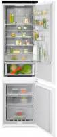 Холодильники встраиваемые Electrolux ENG8MD19S