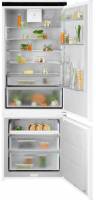 Холодильники встраиваемые Electrolux ENA7TE75S