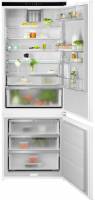Холодильники встраиваемые Electrolux ENP 7TD75 S